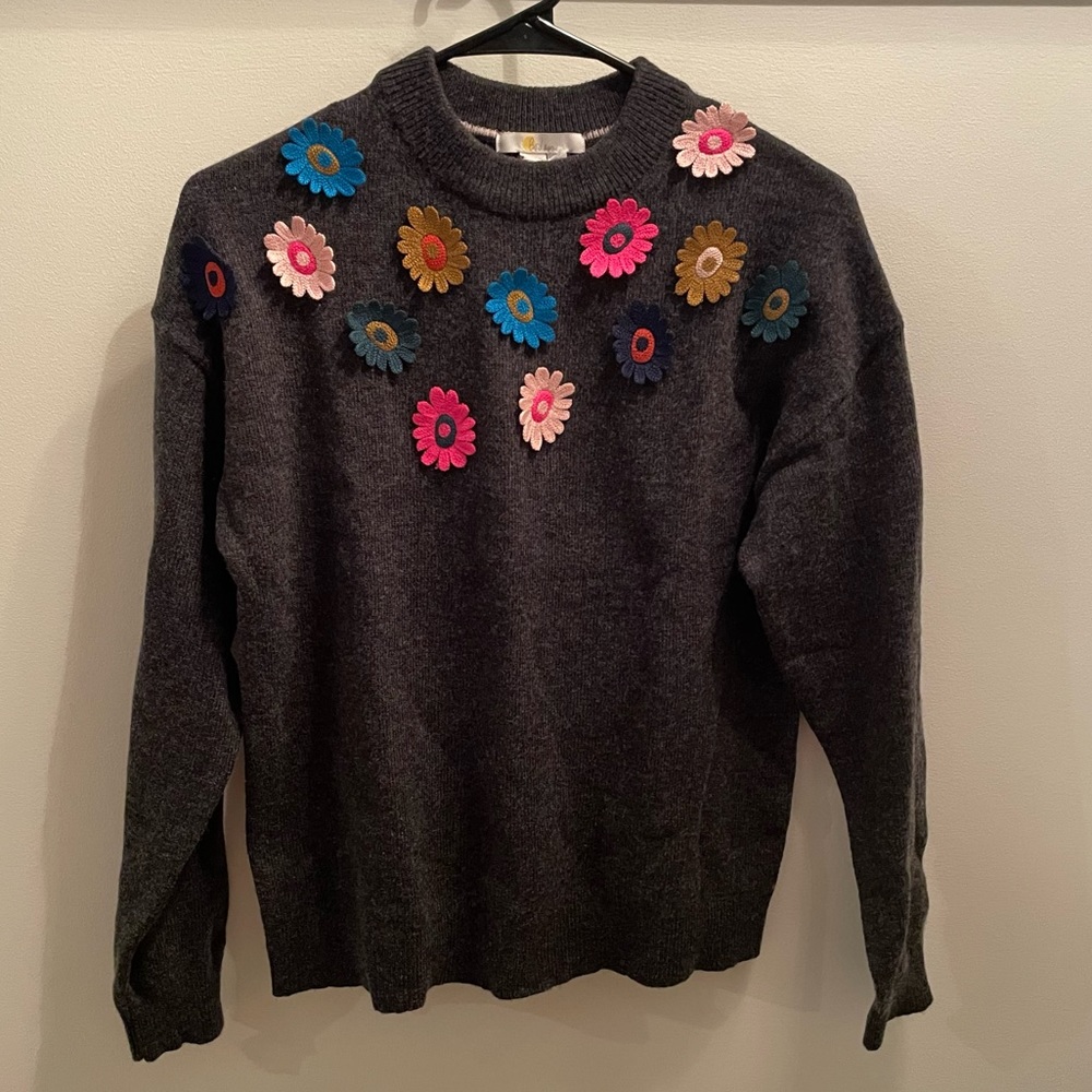 Boden Women’s Flower Sweater Size 4 (NWT)